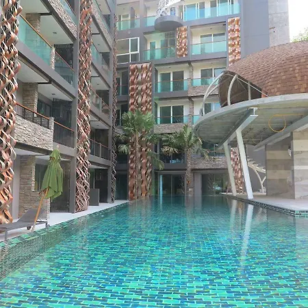 Emerald Terrace Patong Exterior photo